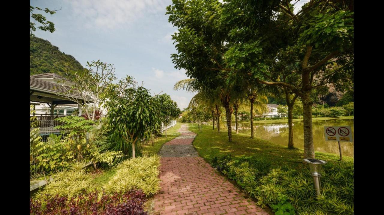 The Heaven In Sunway Ipoh Villa Exterior photo